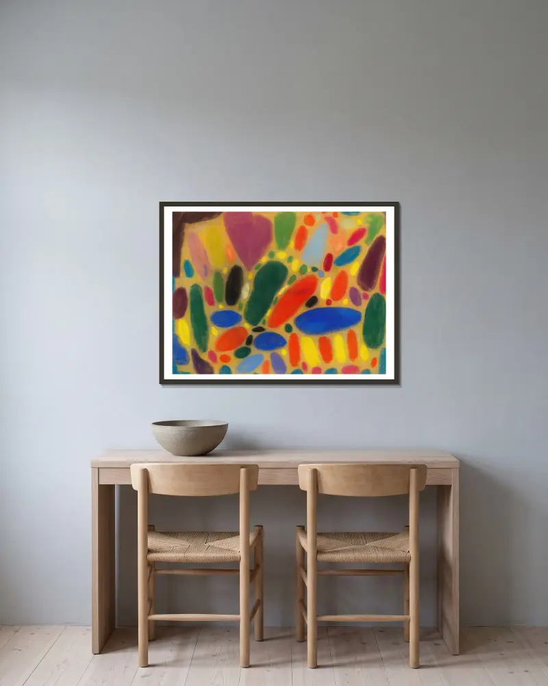 Farbkomposition mit Rund- und Ovalformen von Adolf Hölzel gerahmt an einer Wand