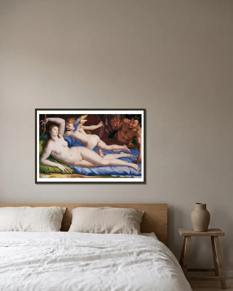 Venus, Cupid And Satyr av Agnolo Bronzino inramad på en vägg