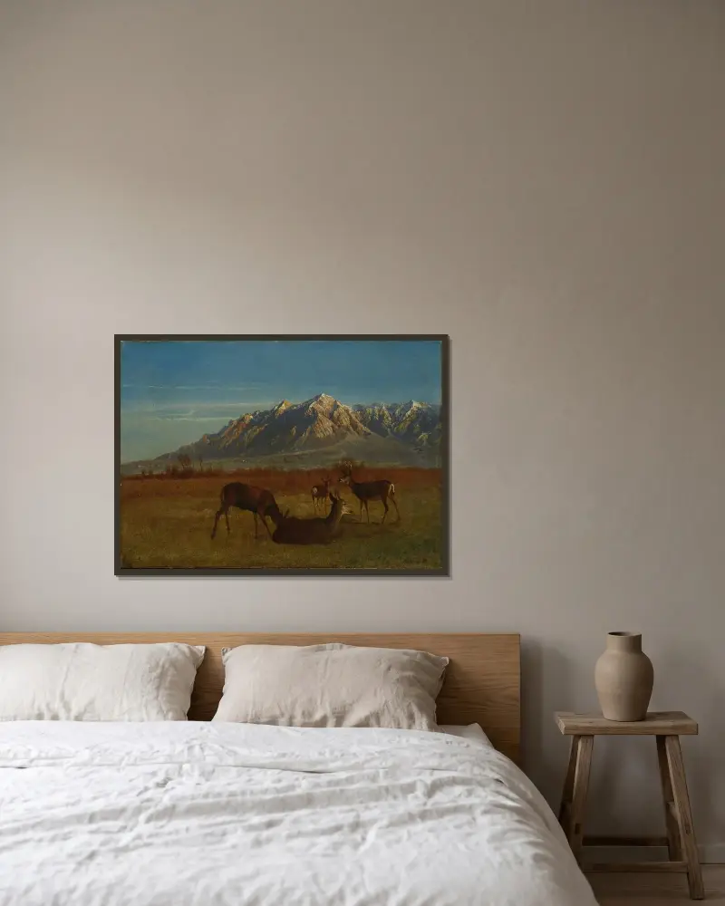 Hjort i bergshem av Albert Bierstadt inramad på en vägg