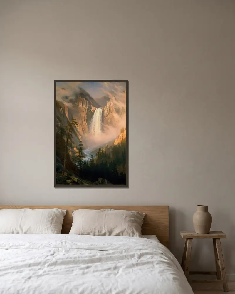 Yellowstone Falls av Albert Bierstadt inramad på en vägg