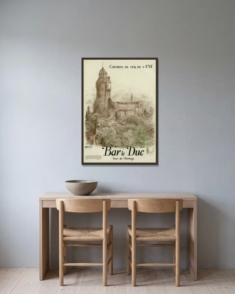 Chemins de Fer de l’Est ; Bar-le-Duc, tour de l’horloge von Albert Robida gerahmt an einer Wand