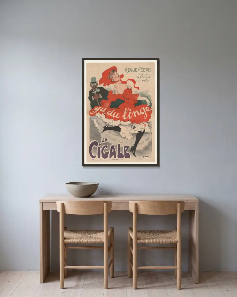 Revue féérie. Y a du linge. La Cigale av Jules-Alexandre Grün inramad på en vägg