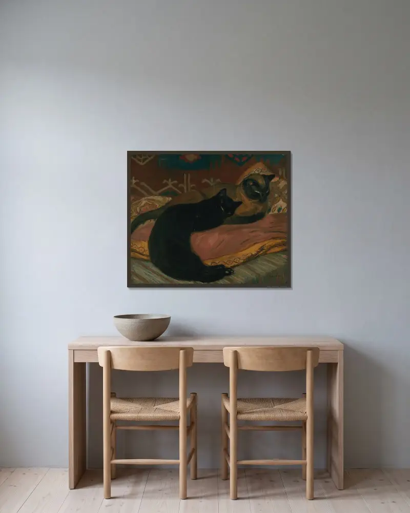 Två katter liggande på en soffa av Théophile Alexandre Steinlen inramad på en vägg