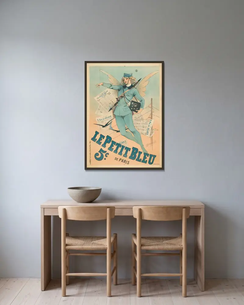 Le Petit Bleu de Paris av Alfred Choubrac inramad på en vägg