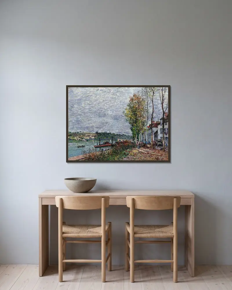 Jour De Brouillard À Saint-Mammès av Alfred Sisley inramad på en vägg