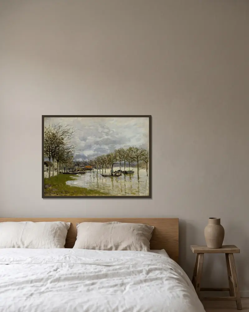 The Flood on the Road to Saint-Germain av Alfred Sisley inramad på en vägg