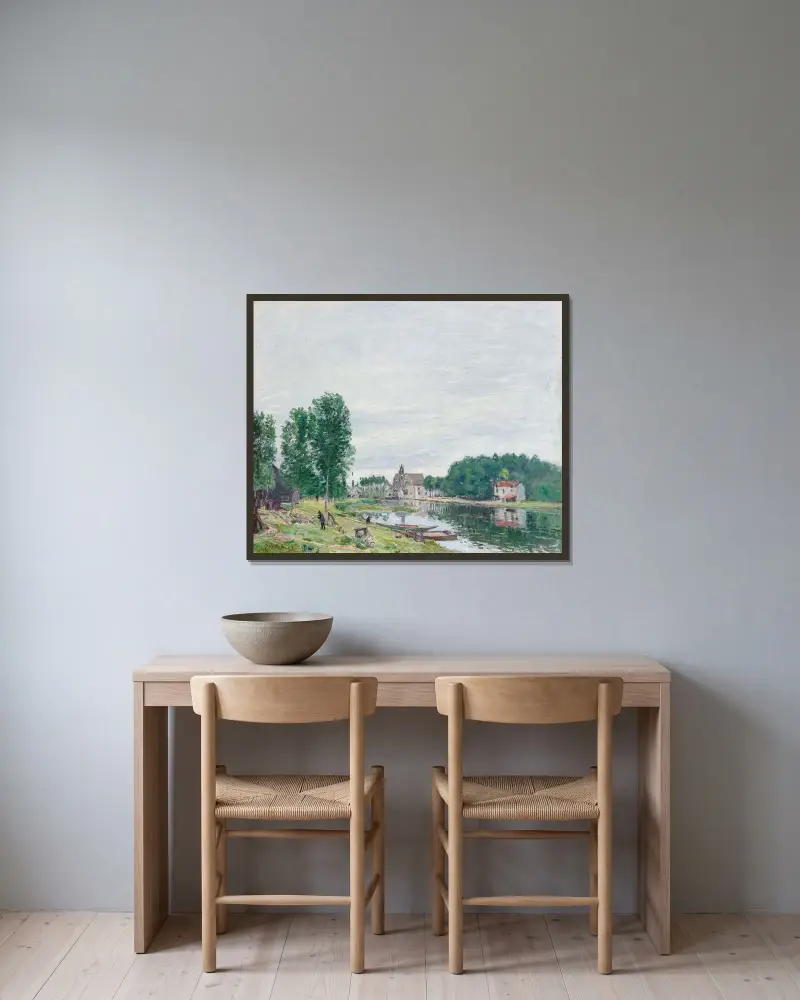 Båtvarvet vid Matrat, Moret-sur-Loing, regnväder av Alfred Sisley inramad på en vägg