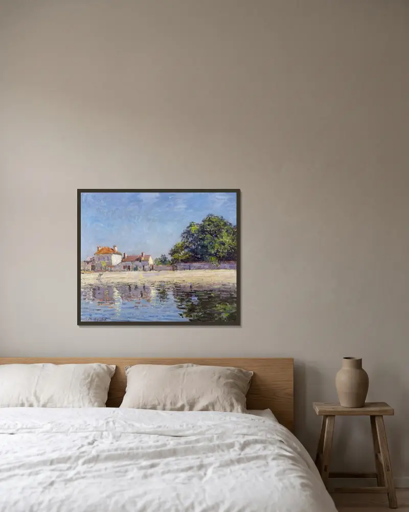 The River Loing at Saint-Mammes av Alfred Sisley inramad på en vägg