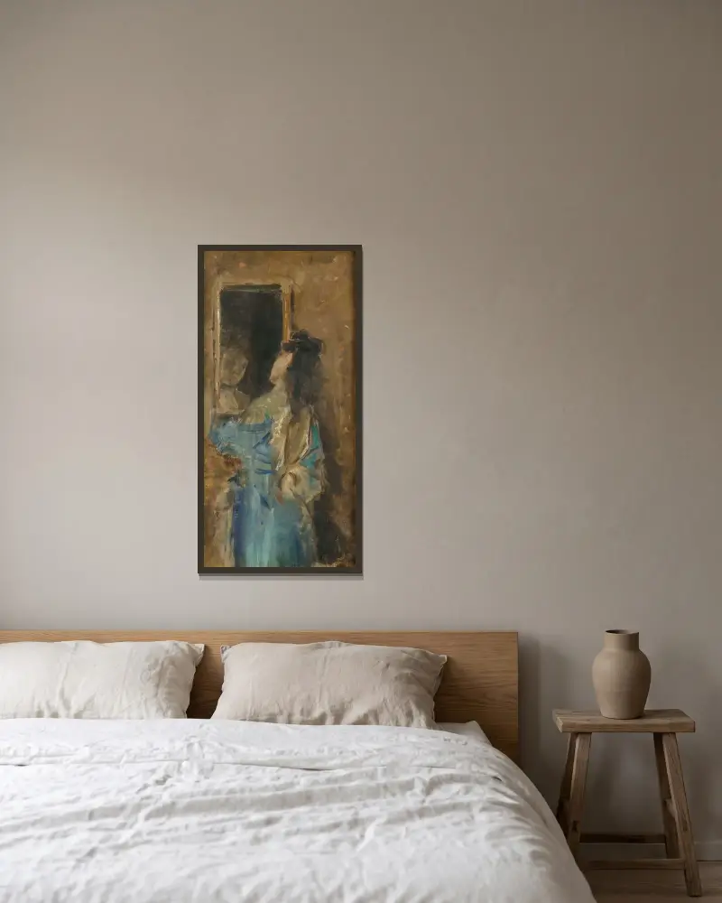 Flicka i blått som ser sig i spegeln av Alfred Stevens inramad på en vägg