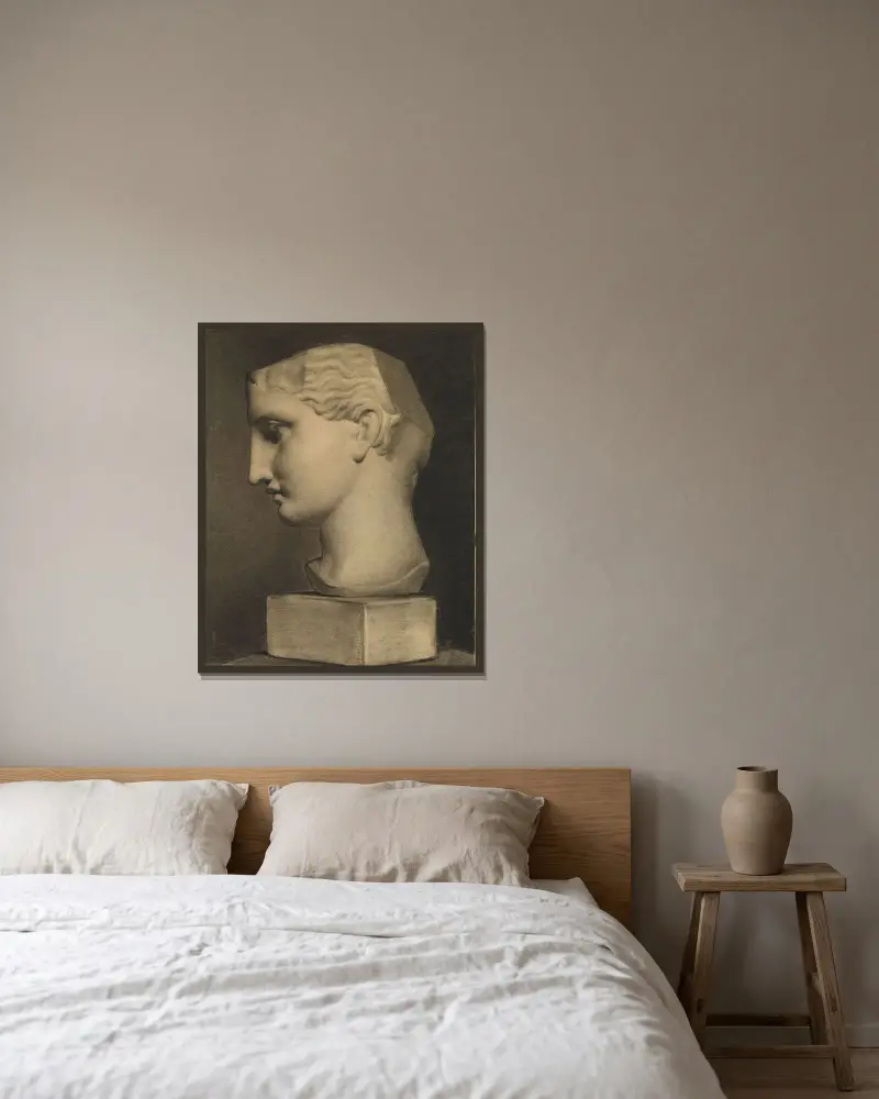 Kvinna i profil av Alfred Stevens inramad på en vägg