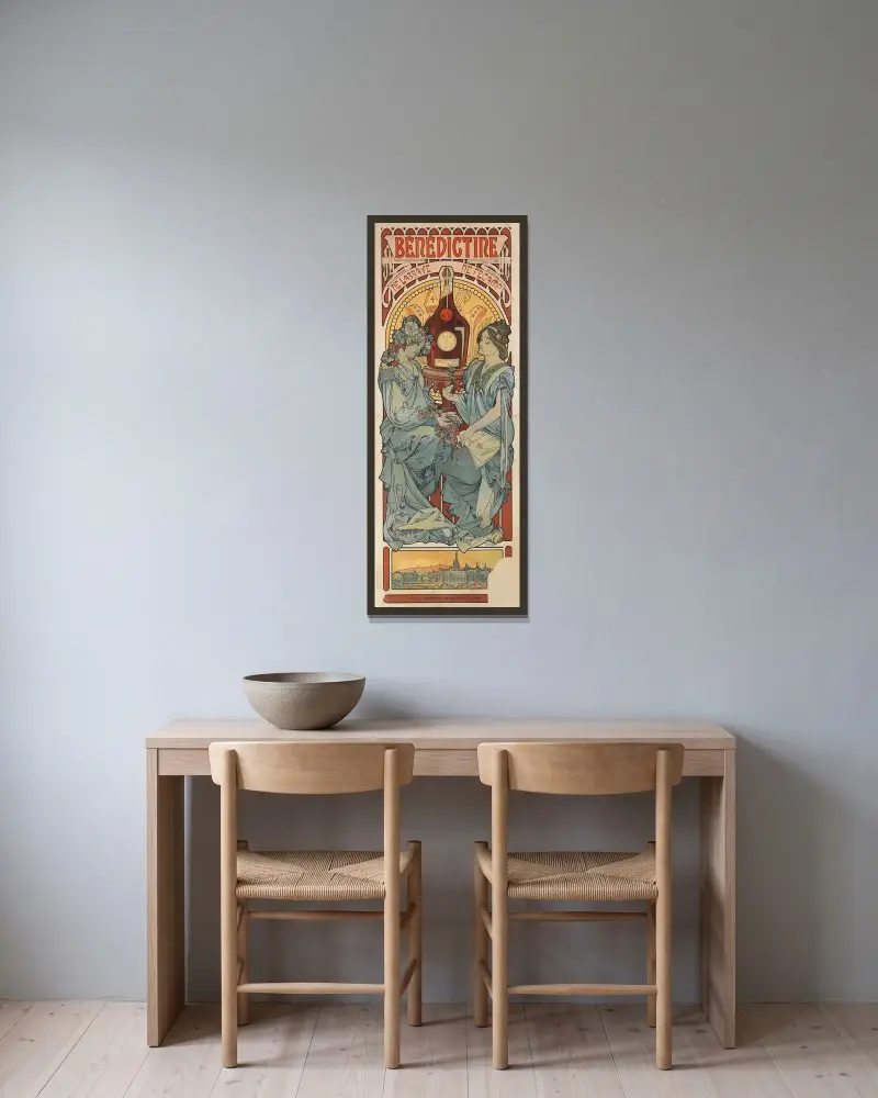 Bénédictine, Alphonse Mucha w ramie na ścianie