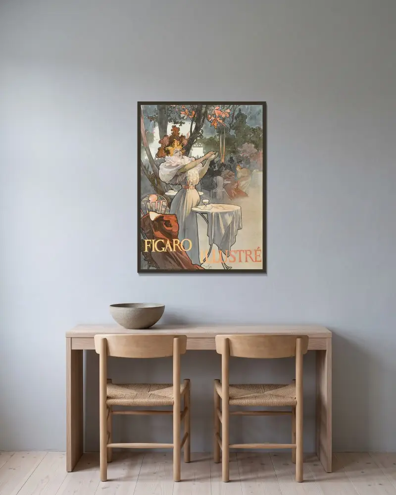 Figaro, Alphonse Mucha v rámu na stěně