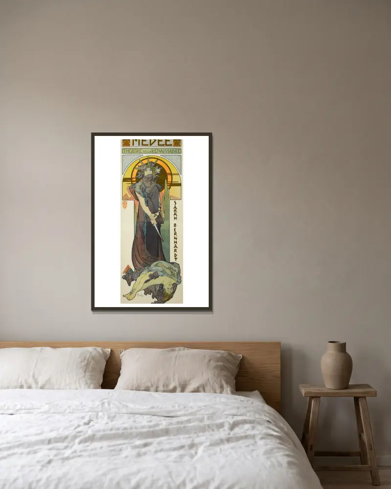 Médea, Alphonse Mucha v rámu na stěně