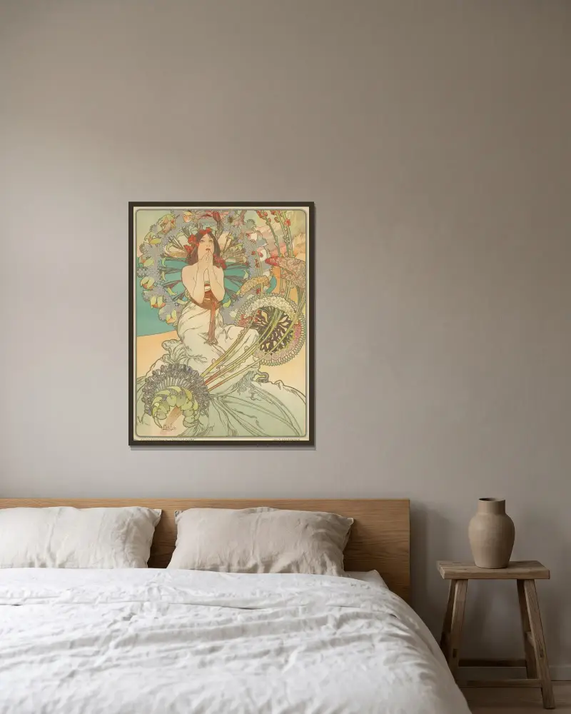 Monaco Monte-Carlo, Alphonse Mucha w ramie na ścianie