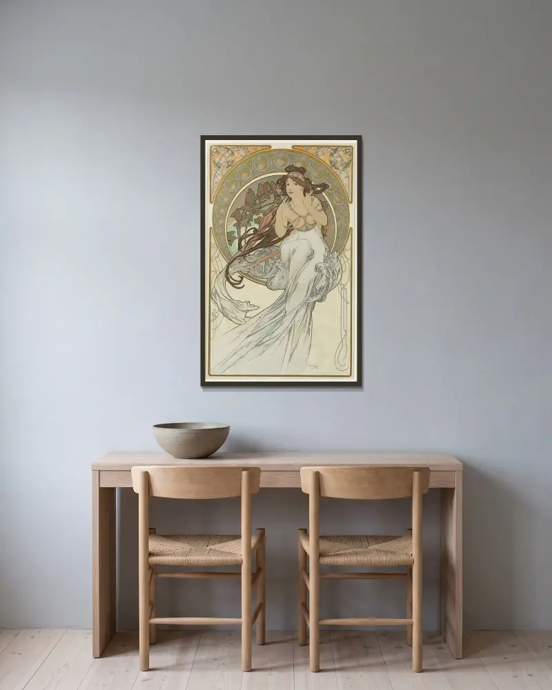 Die Künste 1 von Alphonse Mucha gerahmt an einer Wand