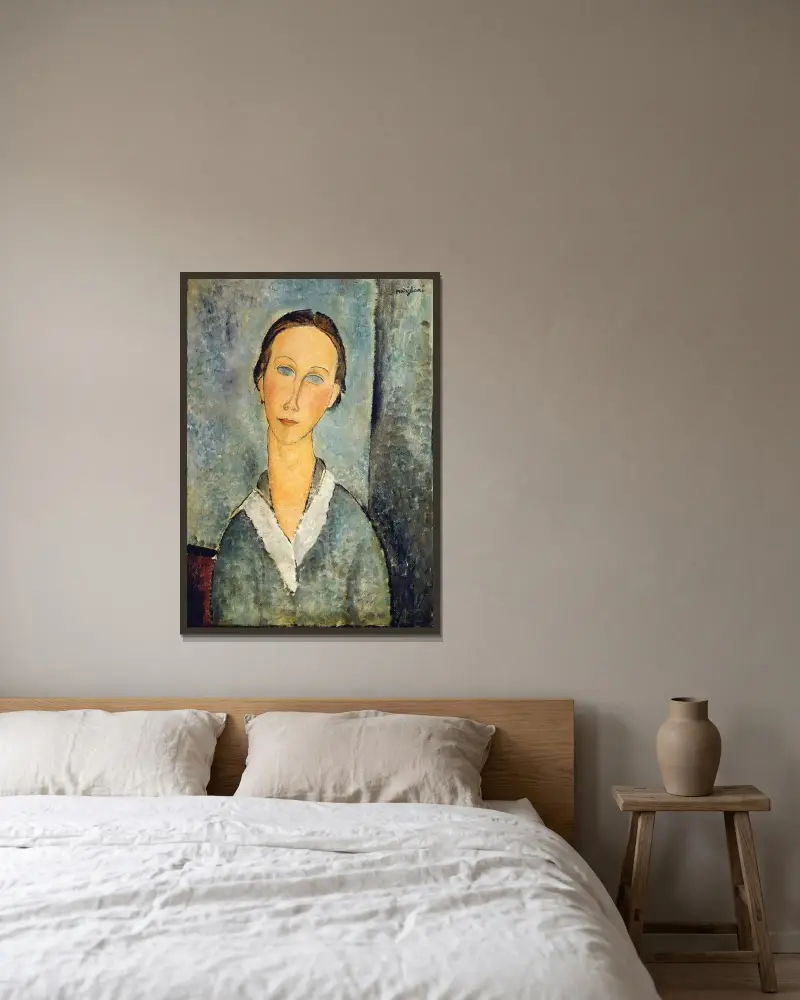 Flicka i sjömansblus av Amedeo Modigliani inramad på en vägg