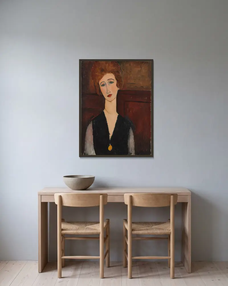 Portrait of a Woman, 1917 – nr 1 av Amedeo Modigliani inramad på en vägg