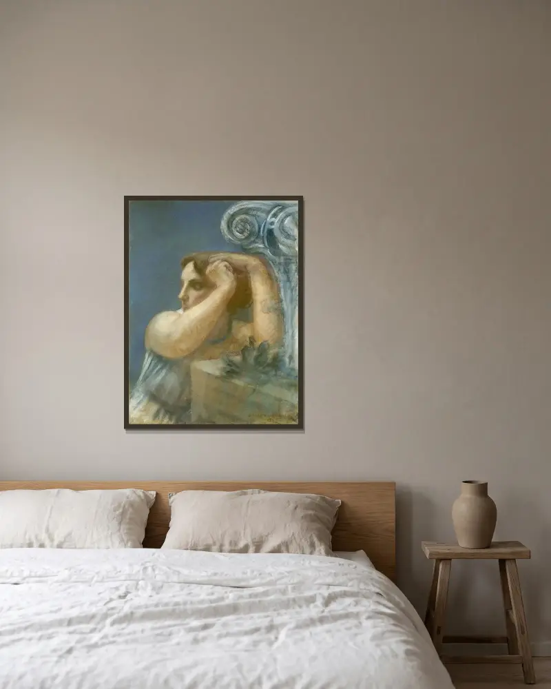 Kvinnohuvud med kapitäl av Antoine Bourdelle inramad på en vägg