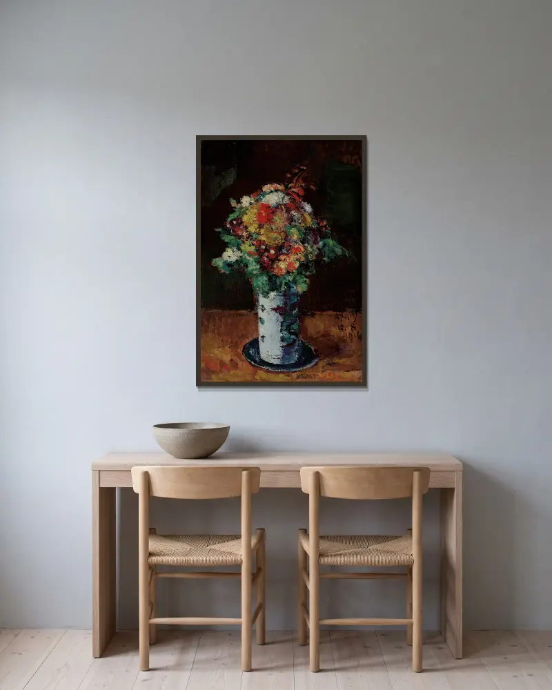 Blumenstrauß In Walzenkrug Auf Teller av Anton Faistauer inramad på en vägg
