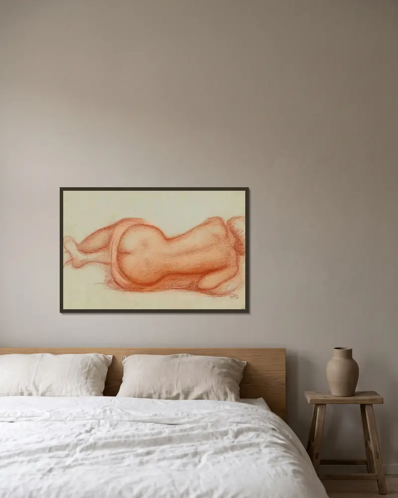 Liggande kvinna av Aristide Maillol inramad på en vägg
