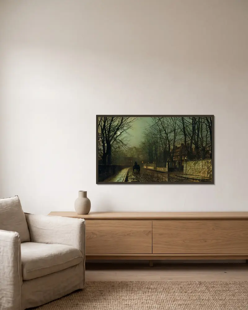 En våt måne, Putney Road av John Atkinson Grimshaw inramad på en vägg