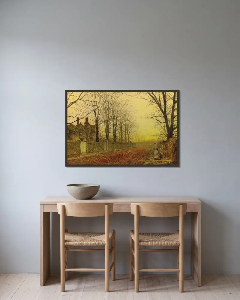 Höstglans av John Atkinson Grimshaw inramad på en vägg