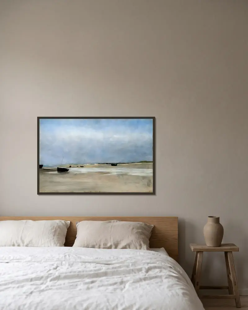 Shore with Boats av August Hagborg inramad på en vägg