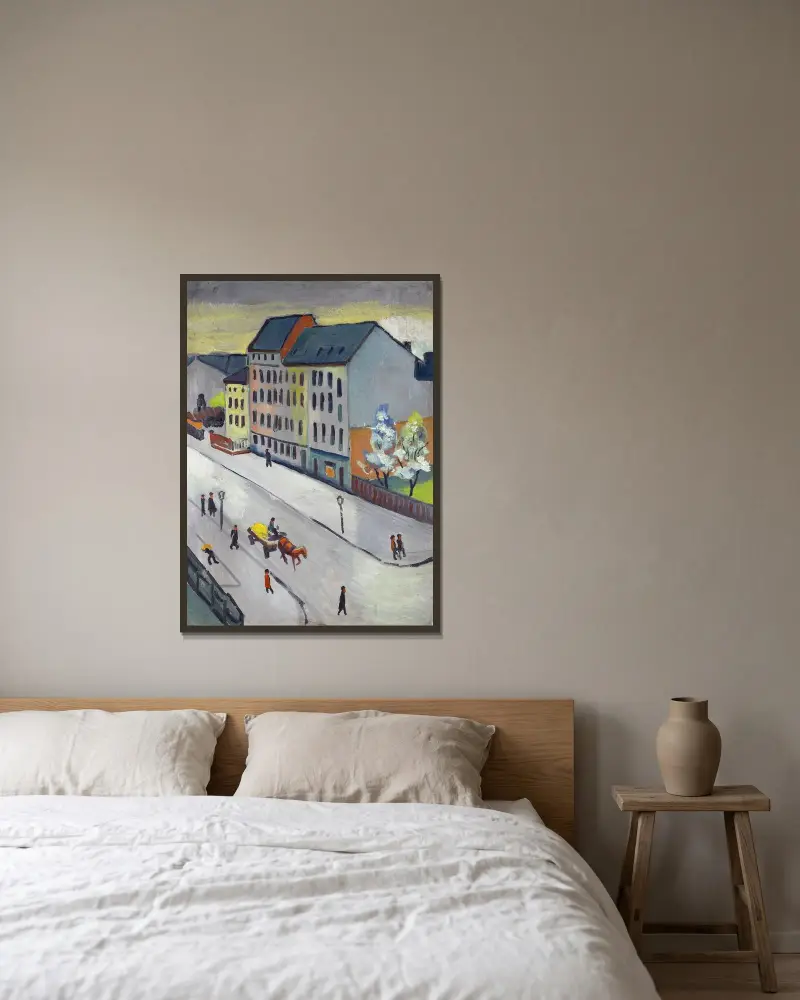 Unsere Straße in Grau von August Macke gerahmt an einer Wand