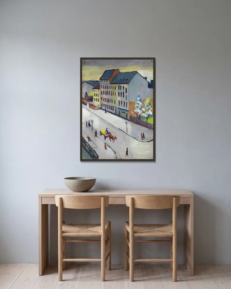 Unsere Straße in Grau von August Macke gerahmt an einer Wand