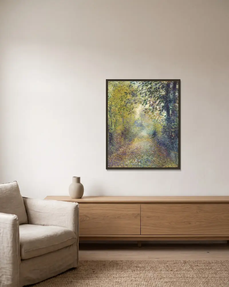 Im Wald von Pierre-Auguste Renoir gerahmt an einer Wand