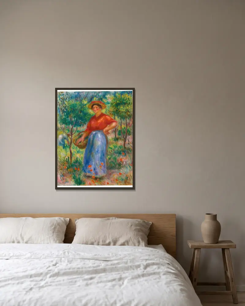 Jeune Fille Au Panier (Gabrielle Au Jardin) av Pierre-Auguste Renoir inramad på en vägg