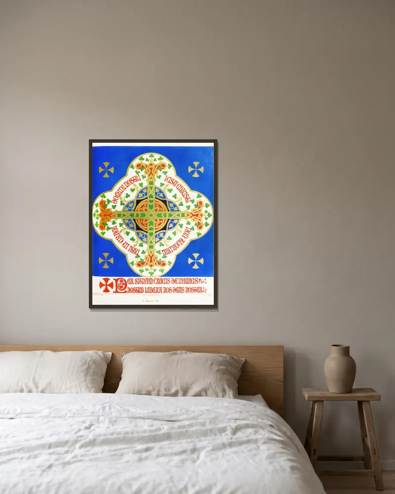 Ein blumengeschmücktes Kreuz von Augustus Pugin gerahmt an einer Wand