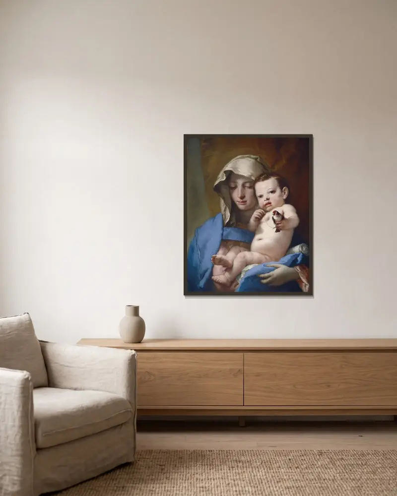 Madonnan med steglitsen av Giovanni Battista Tiepolo inramad på en vägg