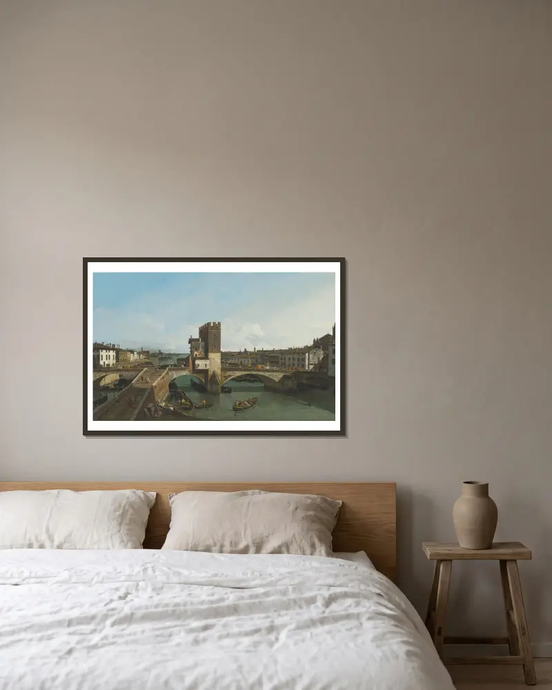 View of Verona with the Ponte delle Navi av Bernardo Bellotto inramad på en vägg