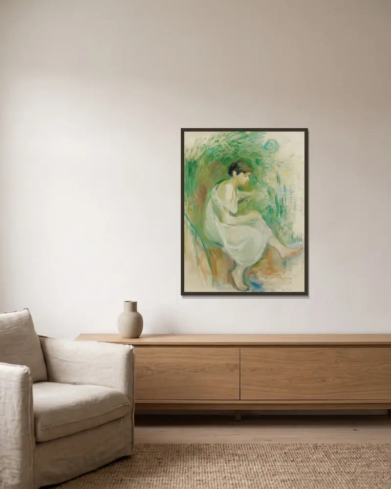 Baigneuse En Chemise av Berthe Morisot inramad på en vägg