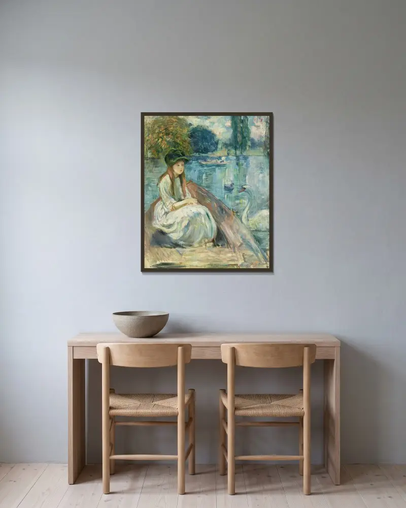 Jeanne Fourmanoir sur le lac av Berthe Morisot inramad på en vägg
