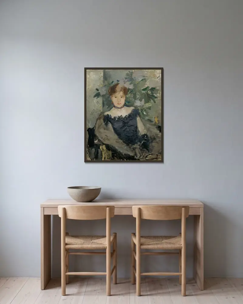 Czarny stanik, Berthe Morisot w ramie na ścianie