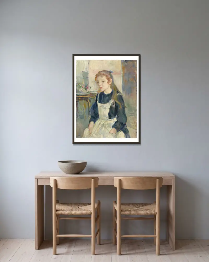 Young Girl with an Apron av Berthe Morisot inramad på en vägg
