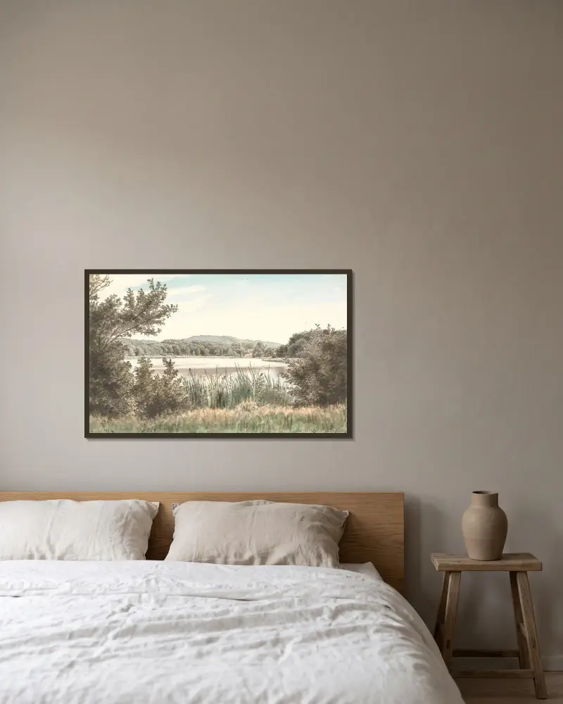 Der Hundesee auf Møn von P. C. Skovgaard gerahmt an einer Wand