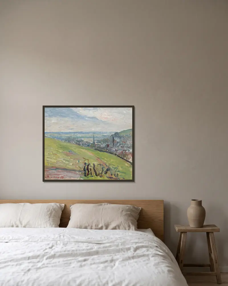 Umgebung von Rouen von Camille Pissarro gerahmt an einer Wand