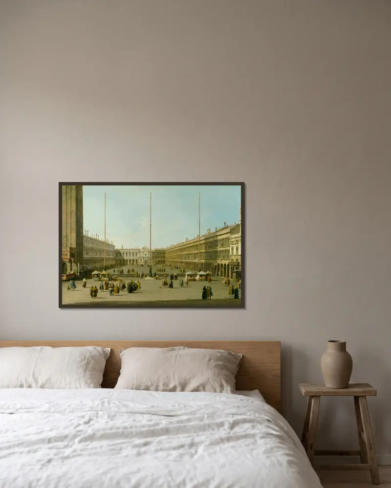 The Piazza San Marco av Canaletto inramad på en vägg