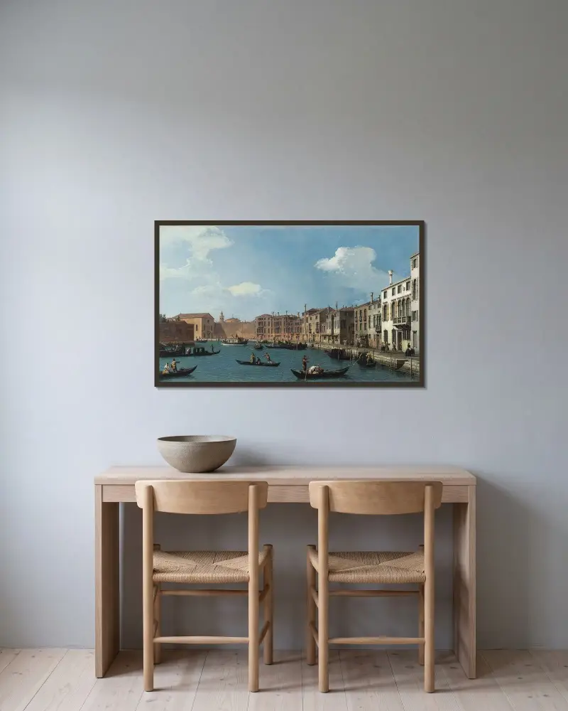 Vue du canal de Santa Chiara, à Venise av Canaletto inramad på en vägg