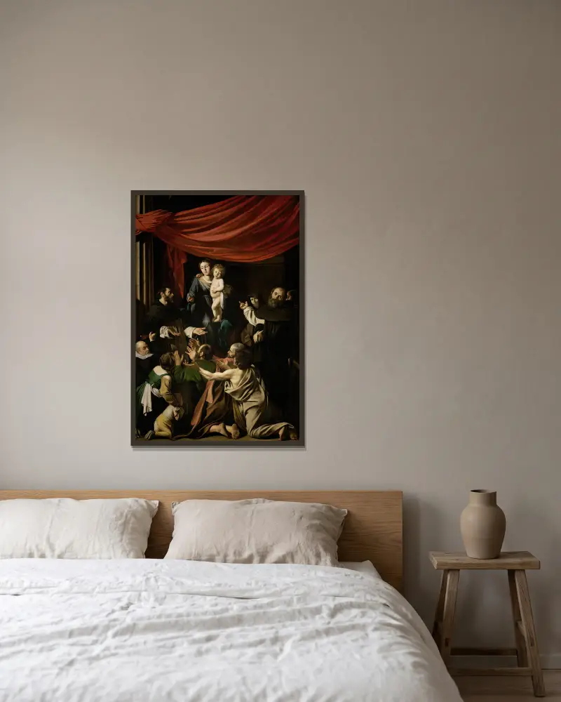 Madonna of the Rosary av Caravaggio inramad på en vägg