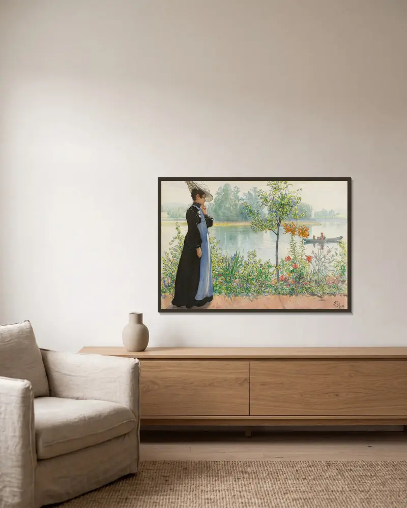 Karin am Strand von Carl Larsson gerahmt an einer Wand