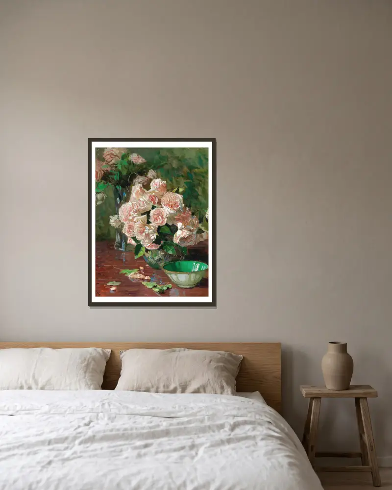 Weiße Rosen II av Carl Moll inramad på en vägg