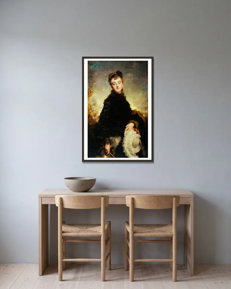 Frauenporträt von Charles Chaplin gerahmt an einer Wand