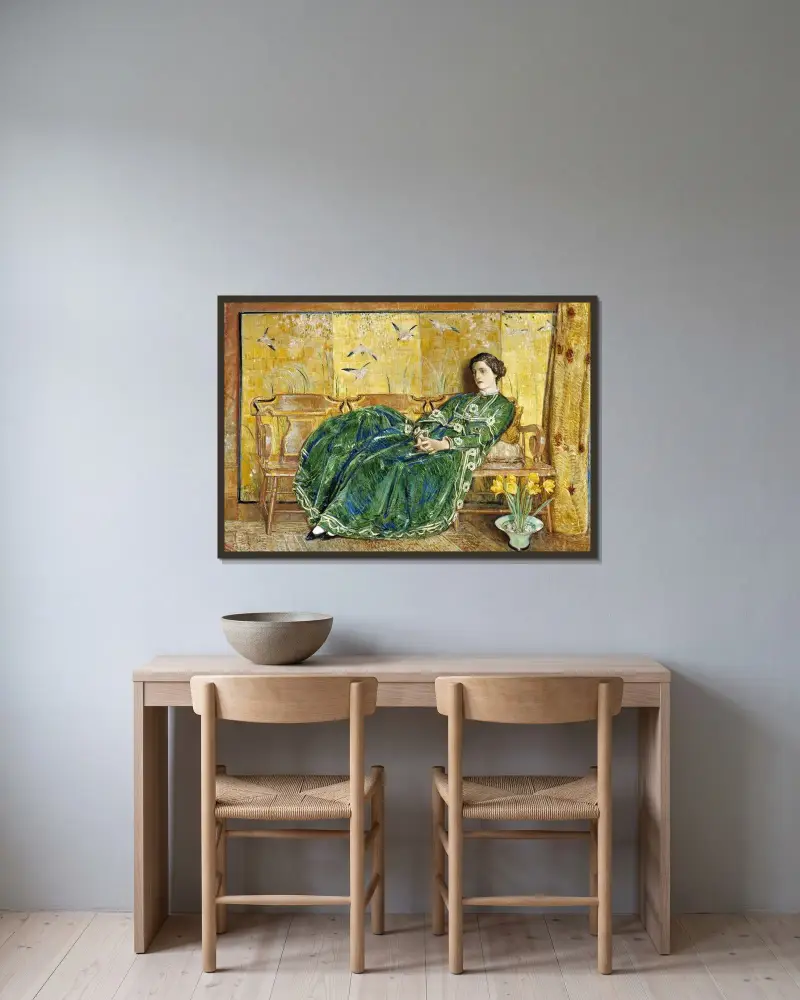 April (Den gröna klänningen) av Childe Hassam inramad på en vägg
