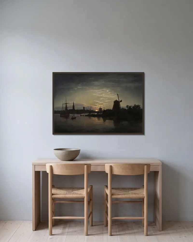 Swinoujscie i månsken av Johan Christian Dahl inramad på en vägg