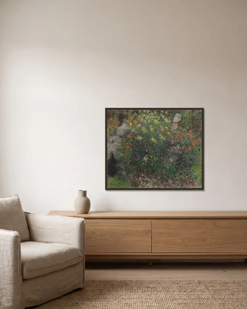Damen in Blumen von Claude Monet gerahmt an einer Wand