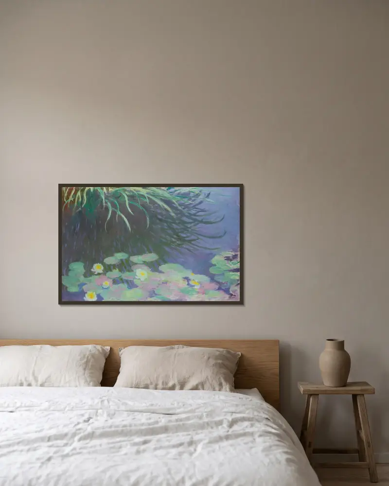 Nymphéas Avec Reflets De Hautes Herbes av Claude Monet inramad på en vägg